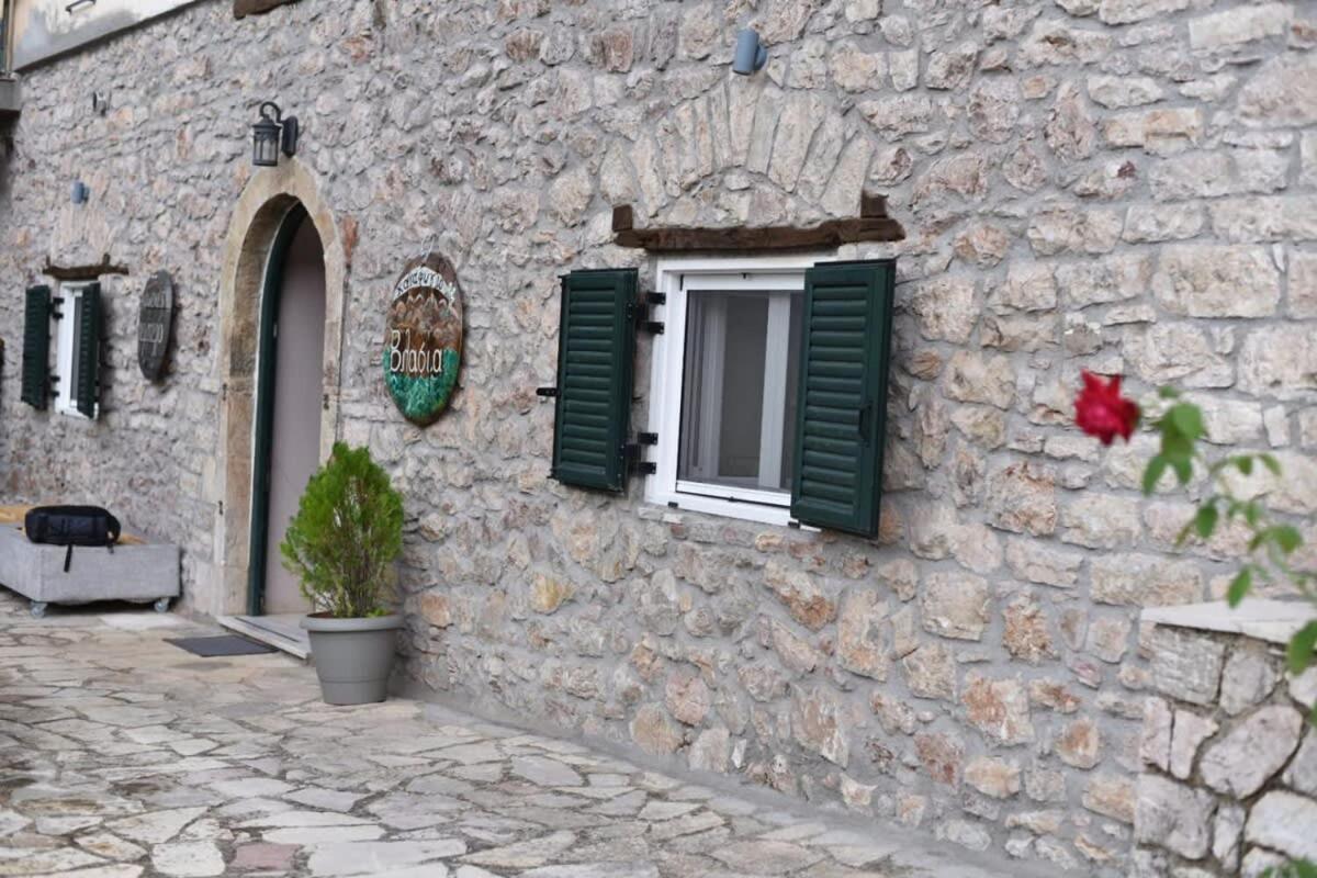 Kalavrita Winter Retreat - Homely Spacious Chalet Ano Vlasia Exterior foto